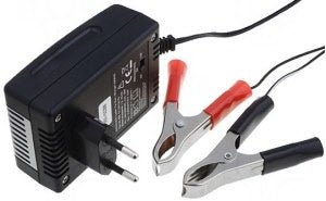 Caricabatterie per accumulatori al piombo