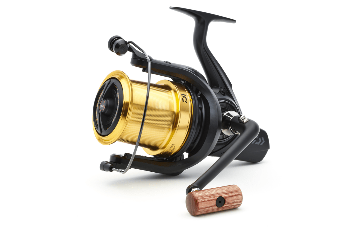 Daiwa 23 EMBLEM 45 SCW QD - OT - Karpermolen - KarperCentrale